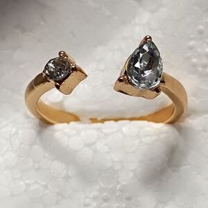 Elegant Gold and Silver Women's Ring